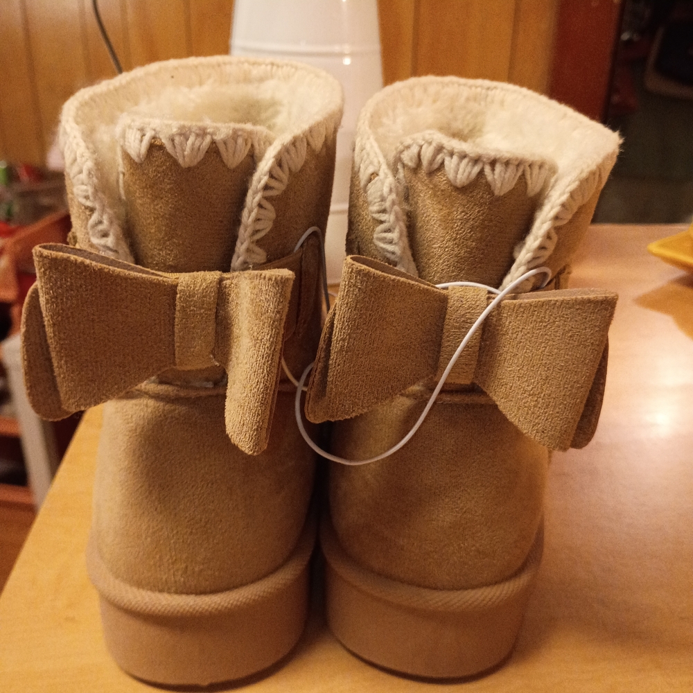Cozy Tan Women's Boots with Bow
